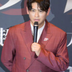 映画『アギト―超能力戦争―』初日舞台挨拶