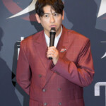 映画『アギト―超能力戦争―』初日舞台挨拶
