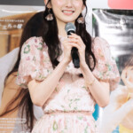 AKB48・長友彩海 1st写真集『予定外の瞳』発売記念イベント フォトセッション＆合同取材