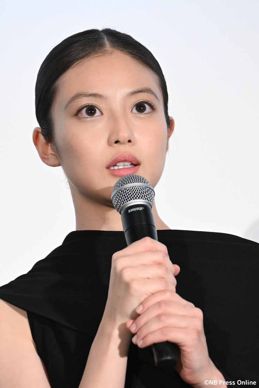 映画『白鳥とコウモリ』完成披露試写会 舞台挨拶