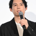 映画『白鳥とコウモリ』完成披露試写会 舞台挨拶