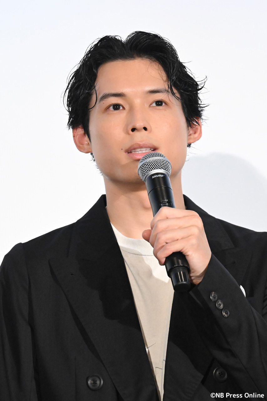映画『白鳥とコウモリ』完成披露試写会 舞台挨拶