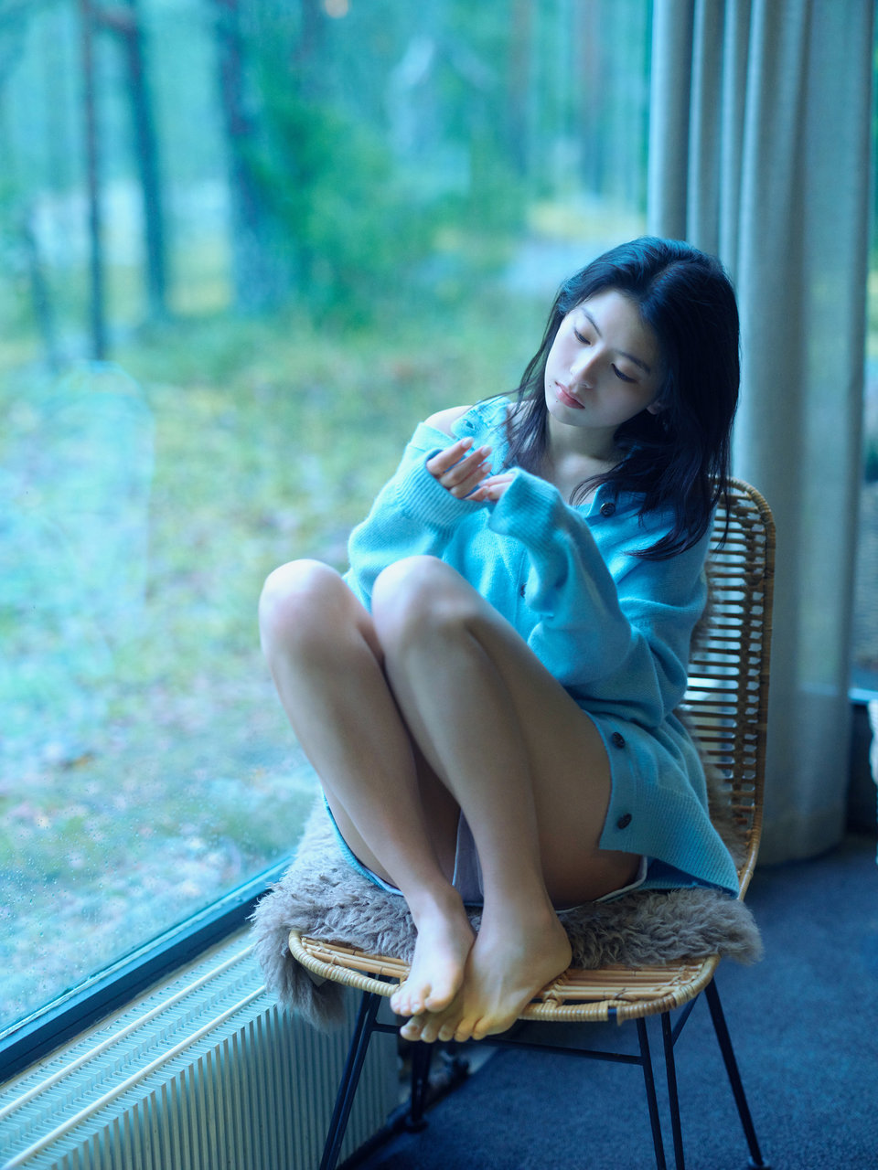 出口夏希2nd写真集&スクールカレンダー(2027年4月~2028年3月)